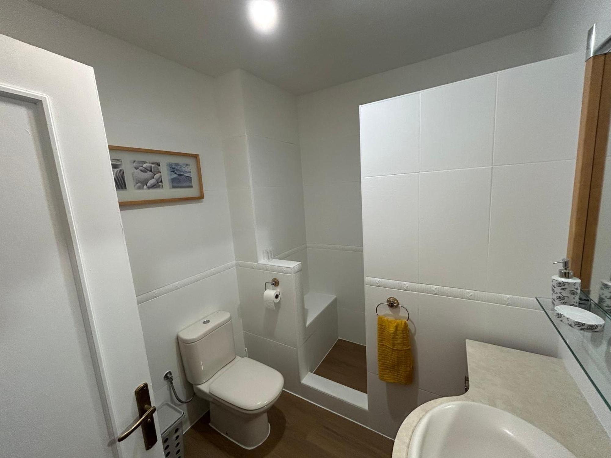 Modern Apartment, Heated Pool & 2 Terraces Los Cristianos (Tenerife)