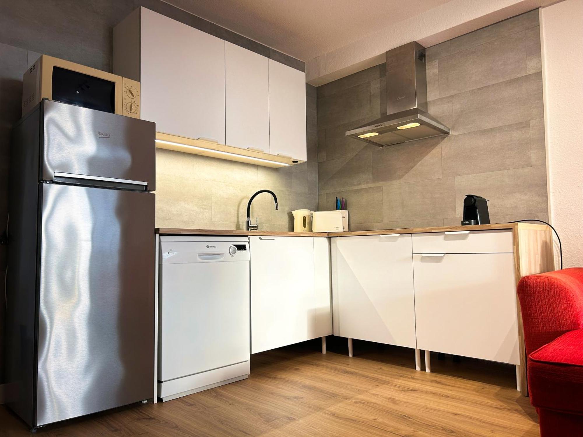 Apartment Modern Apartment, Heated Pool & 2 Terraces *